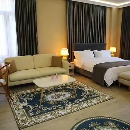 Colombo 5*