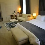 فندق Colombo بيرات