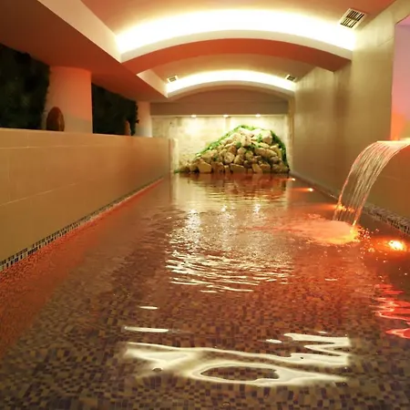 Hotel Colombo 5*
