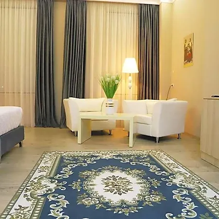 Colombo 5*