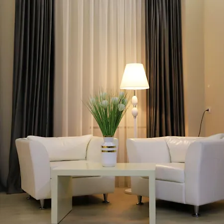 Colombo 5*