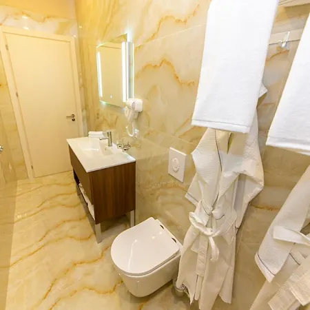 Colombo 5* Berat