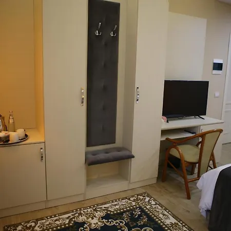 Colombo Hotel Berat