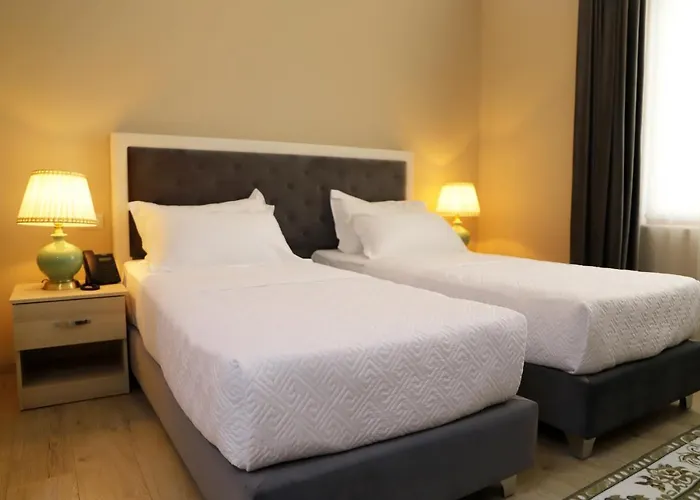 Colombo 5*
