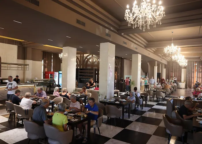Hotel Colombo 5*